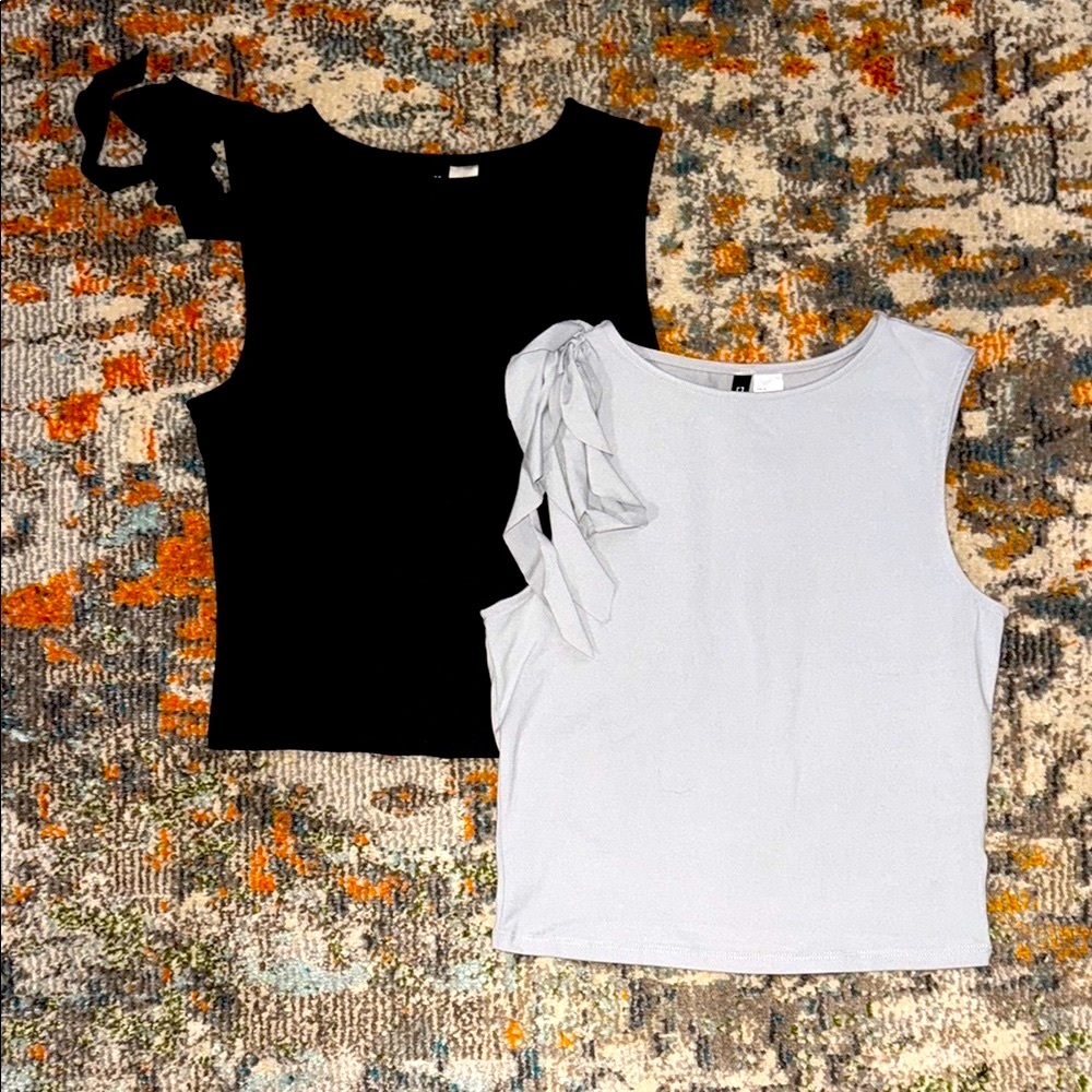 Stylish Black and Gray Sleeveless Tops